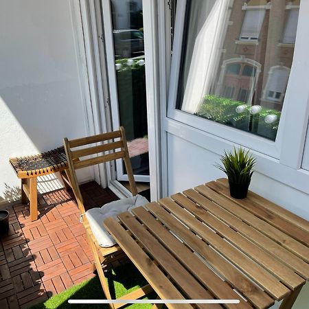 Blick Auf Den Weinberg - Apartment Mit Balkon 特里尔 外观 照片